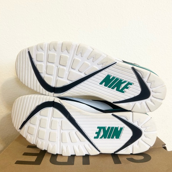 SOLD ❌ Nike Air Cross Trainer3 Low White Neptune Green Black size 10 CJ8172-101 - Picture 7 of 9